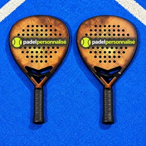 Raquette padel personnalisée Hybride Carbone 18K avec le logo padelpersonnalisé