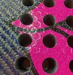 Surface sablée sur raquette de padel